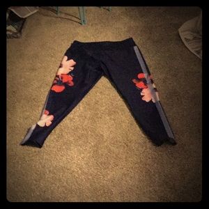 AVIA l/g 10-12 girls silky running leggings